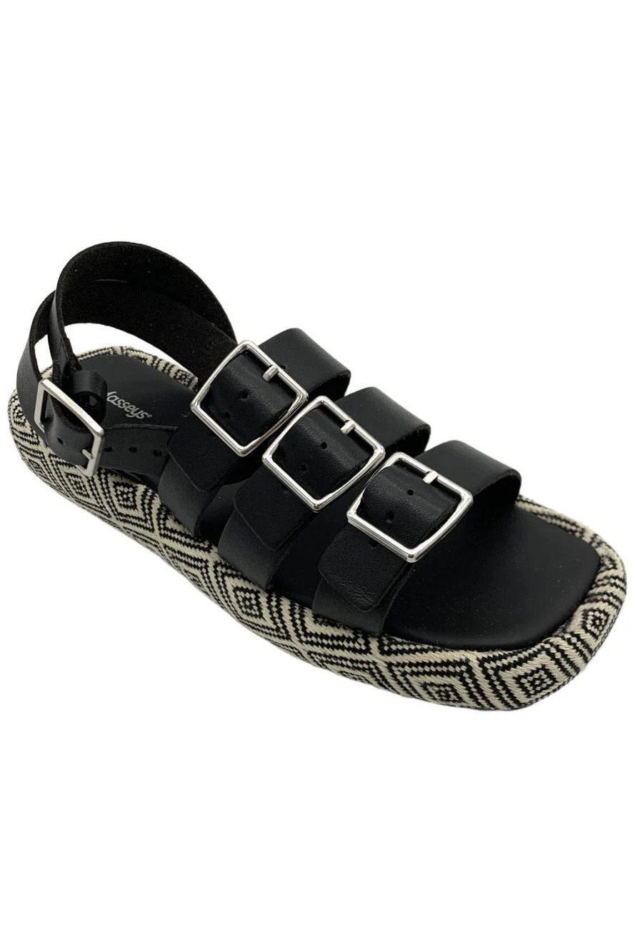Masseys Women's Jolene Strappy Platform Sandals Black - Wide